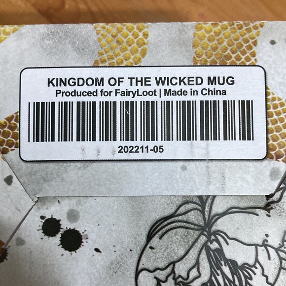 Fairyloot Exclusive Kingdom of the Wicked 12oz Ceramic Mug Kerri Maniscalco - Picture 10 of 10